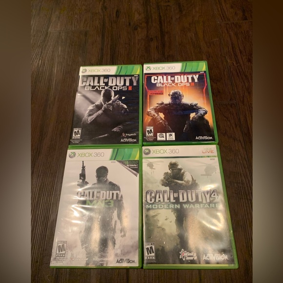 XBOX 360 Call of Duty Bundle - Picture 2 of 2